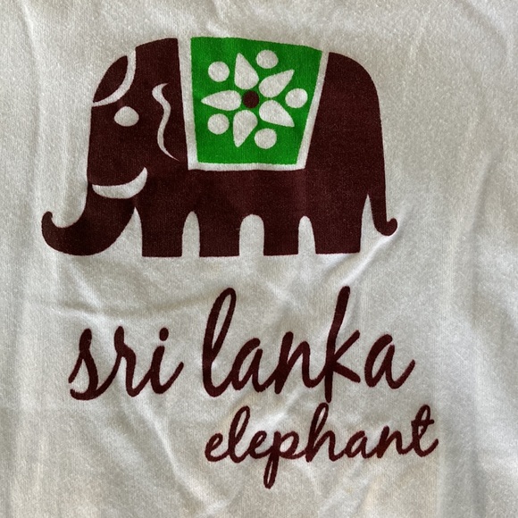 Sri Lanka elephant tshirt - Picture 3 of 3